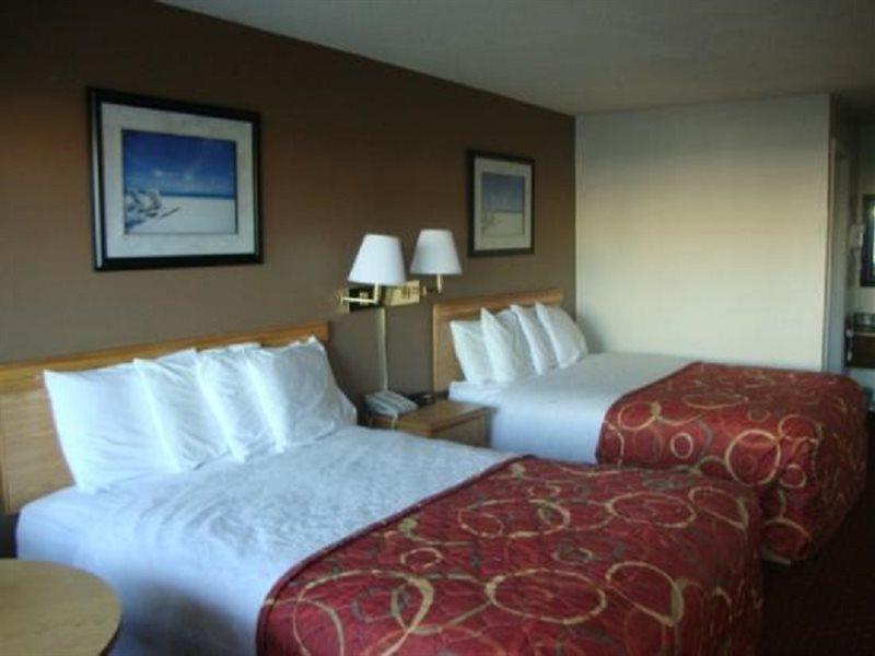 Travelodge By Wyndham Sea-Tac Airport North Tukwila Exterior photo