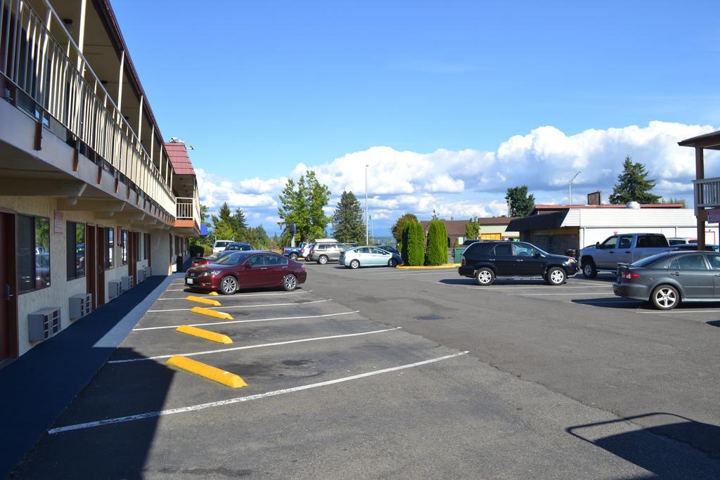 Travelodge By Wyndham Sea-Tac Airport North Tukwila Exterior photo