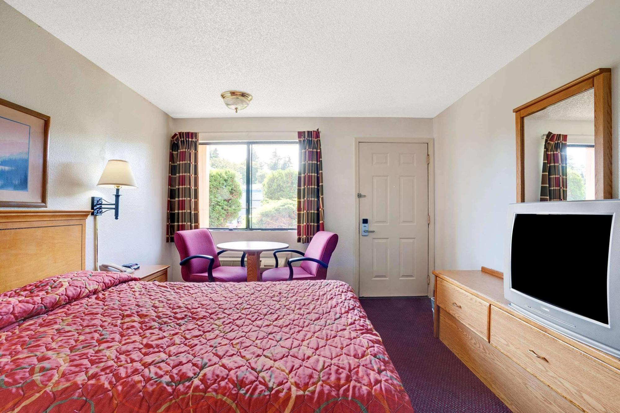Travelodge By Wyndham Sea-Tac Airport North Tukwila Exterior photo
